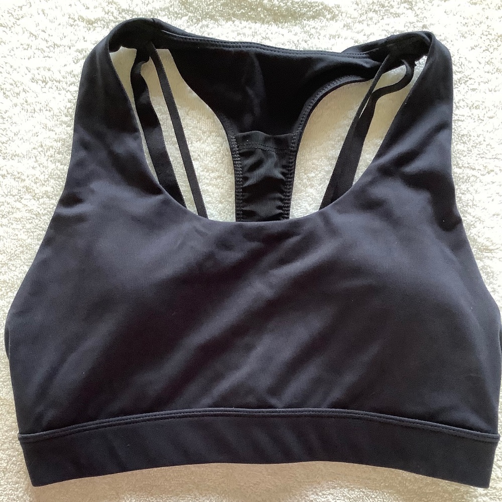 Fabletics "Kessler" Sports Bra